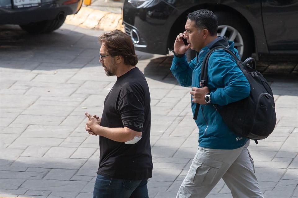 El actor español, estelar de la futura miniserie 'Cortés', acudió este miércoles a los Estudios Churubusco.