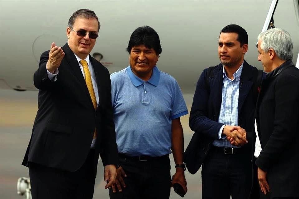 Al llegar a México para recibir asilo, Evo Morales dijo que López Obrador, Ebrard y el Gobierno de México le salvaron la vida.
