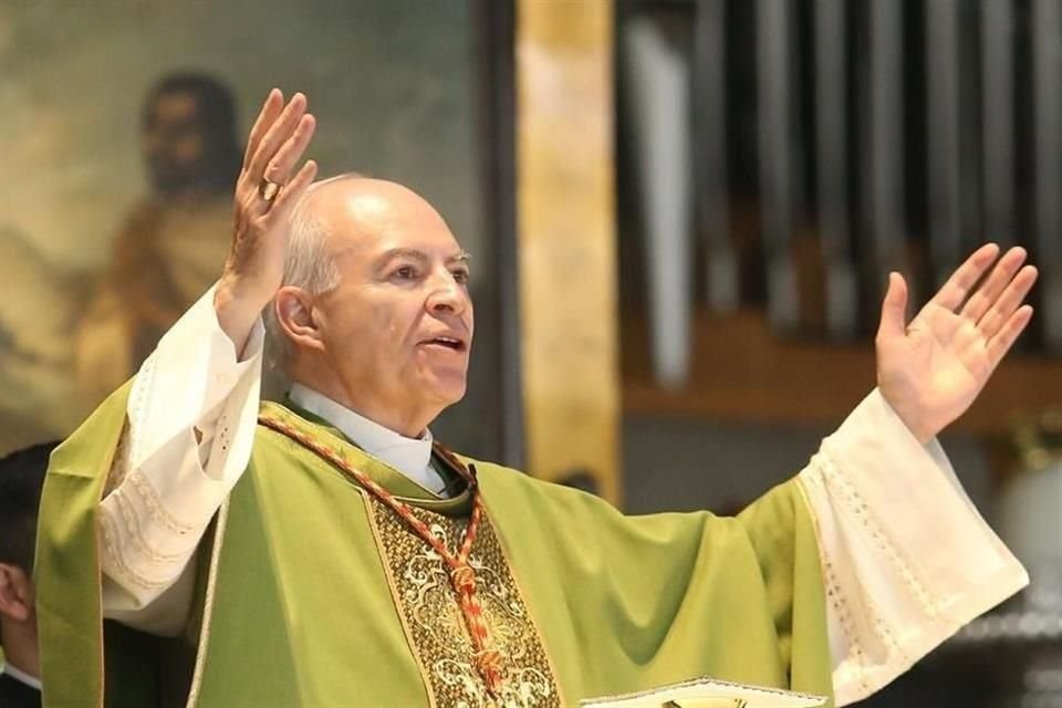 Carlos Aguiar Retes, Arzobispo Primado de México.