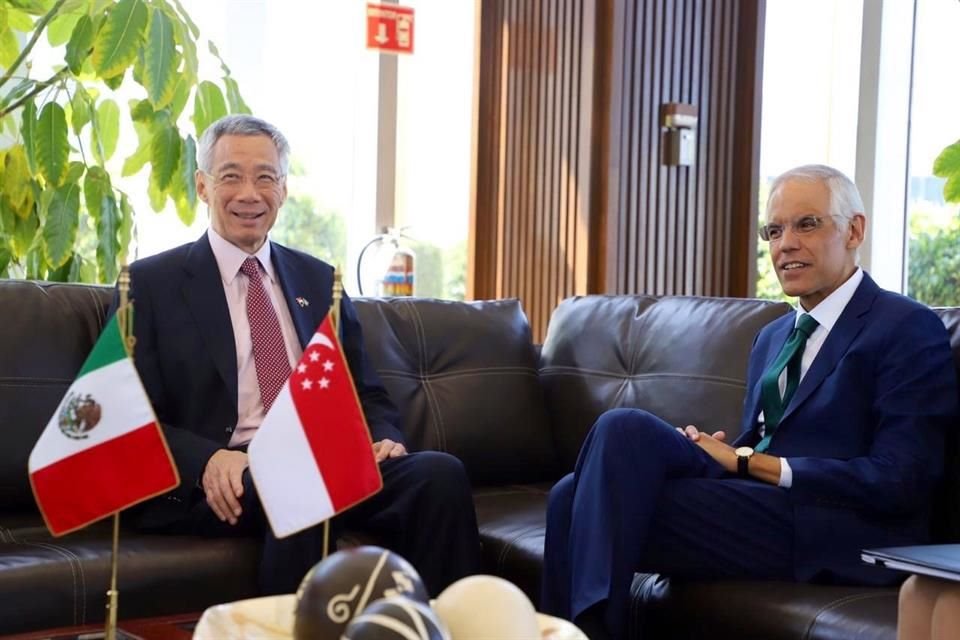 El líder singapurense fue recibido por Julián Ventura, subsecretario de Relaciones Exteriores de México.