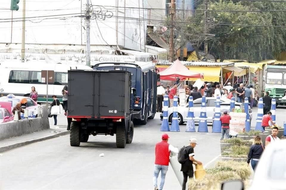 La presencia policiaca impidió que los campesinos marcharan al Zócalo.
