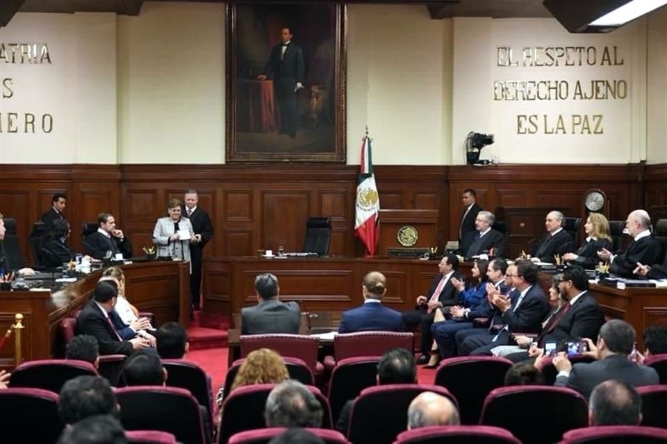 El Pleno de la Corte registró hoy un empate a cinco votos en un tema preliminar sobre procedencia de la controversia que el Gobierno de Chihuahua promovió contra esta reforma, primera de las 33 demandas que en total se presentaron.