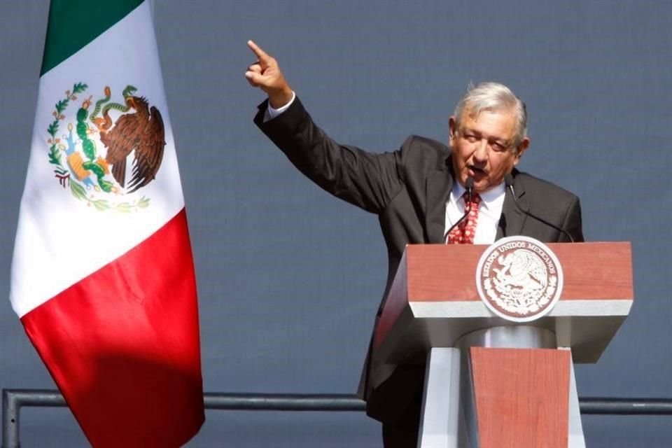 López Obrador en su mensaje en el Zócalo capitalino.