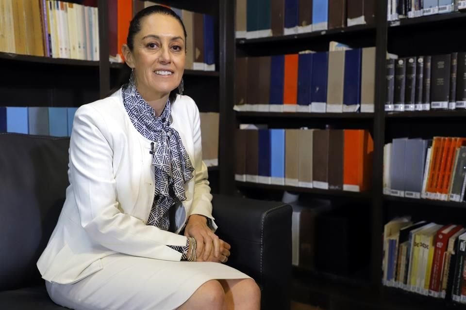 René Delgado entrevista a Claudia Sheinbaum, Jefa de gobierno de la Ciudad de México para Entredichos.