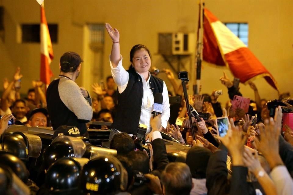 Keiko Fujimori podría recibir una condena de 24 años y 10 meses por presuntos delitos de corrupción durante sus campañas electorales.