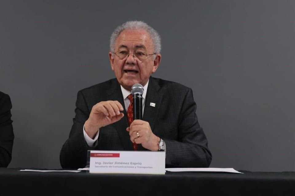 Javier Jiménez Espriú (foto), titular de Comunicaciones, envió un oficio.
