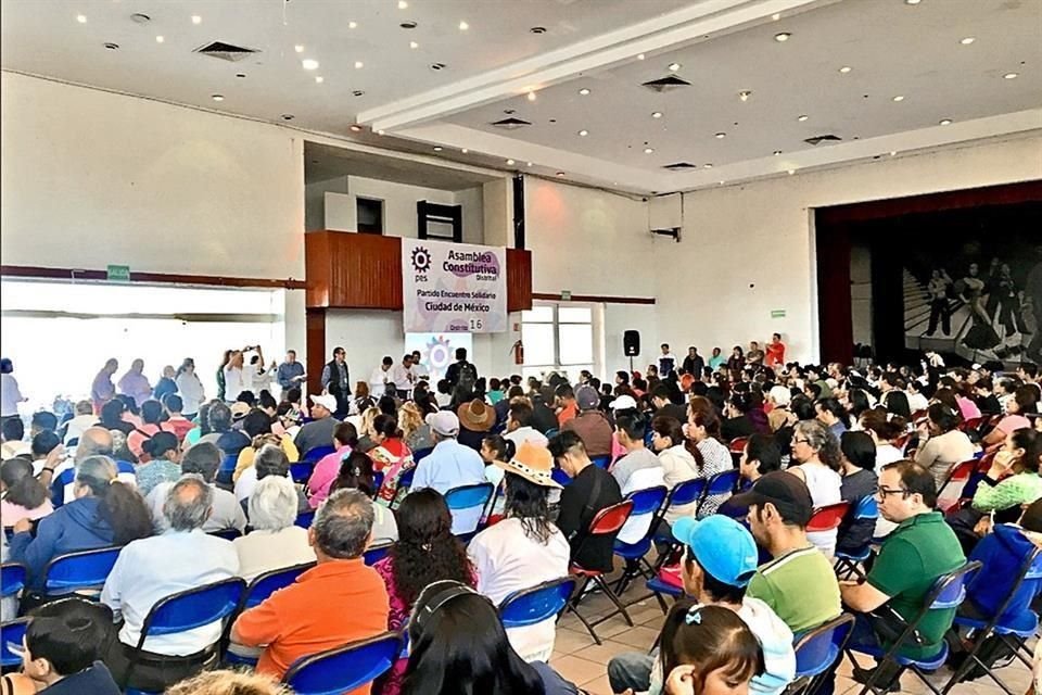 Asamblea distrital de Encuentro Solidario.
