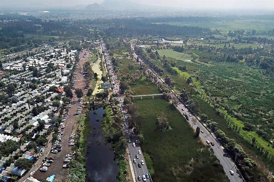 Vista aérea de Ciénega grande, ubicada en la zona de Cuemanco, entre la zona de Canal Nacional y Canal de Chalco.