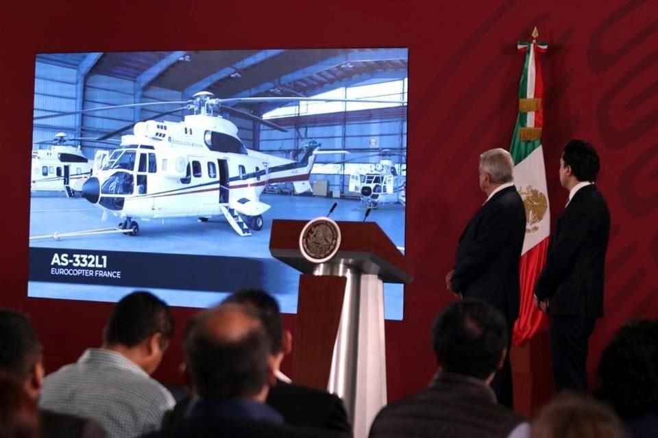 El Presidente López Obrador anunció la subasta de 28 aeronaves del Gobierno a través de una convocatoria.