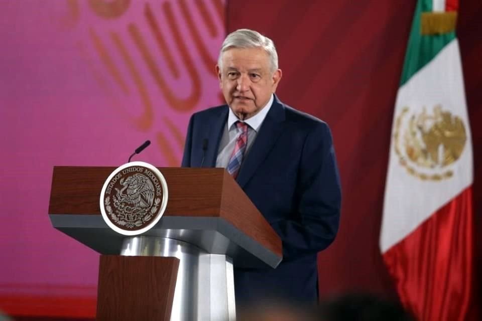 López Obrador recordó a los Gobernadores que tienen hasta el último día de enero para  decidir si firman o no con la Federación para sumarse al Insabi.