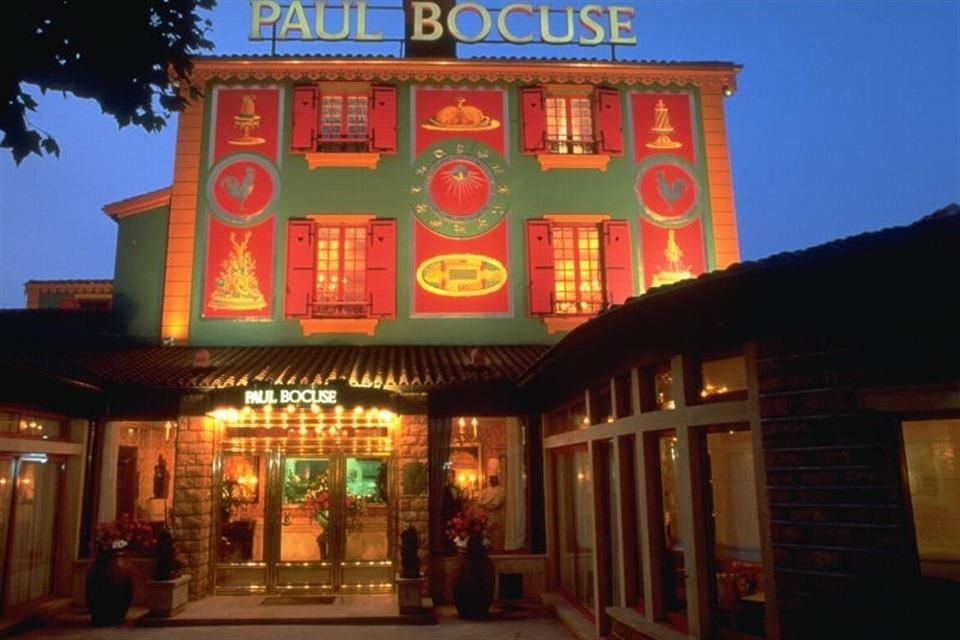 El restaurante Paul Bocuse ostenta el récord de más años con tres estrellas de la Guía Michelin a nivel mundial.