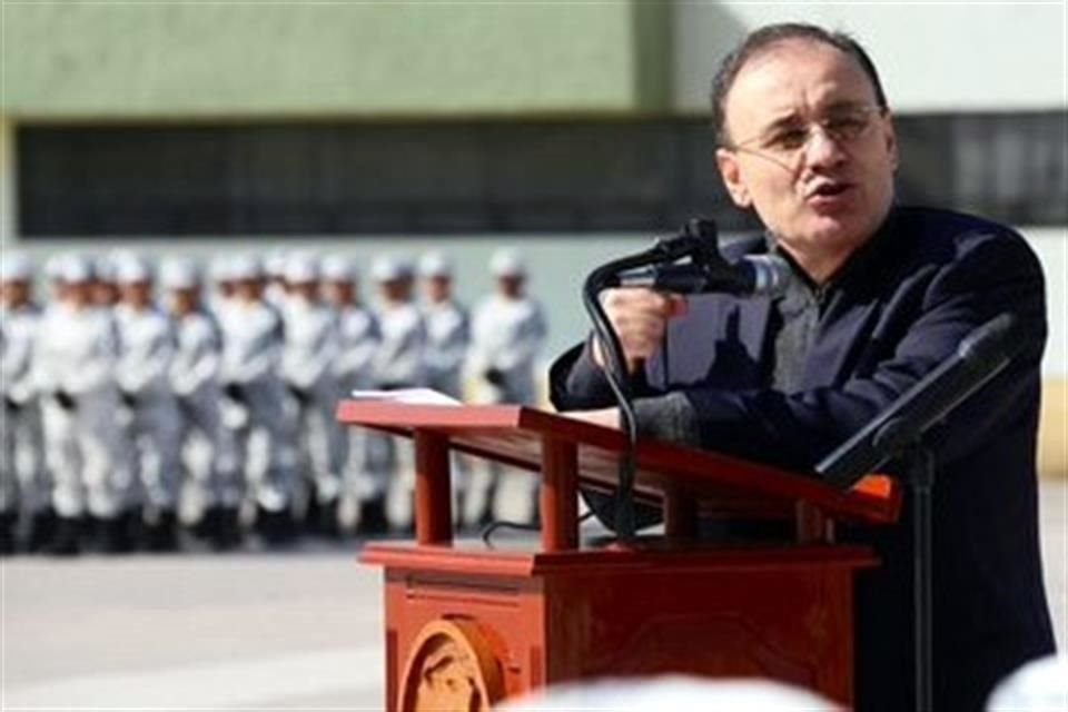 El Secretario Durazo acudió a la culminación de cursos de cadetes para incorporarse a la Guardia Nacional.