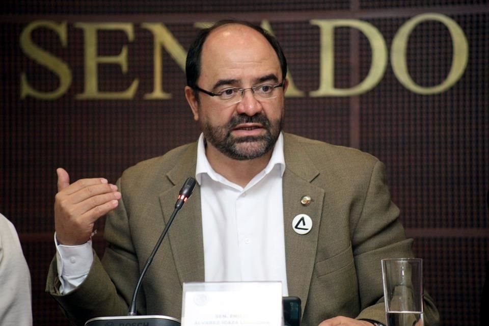 El senador independiente Emilio lvarez Icaza afirm que la orden contra Orta era un golpe para la Administracin de Sheinbaum.