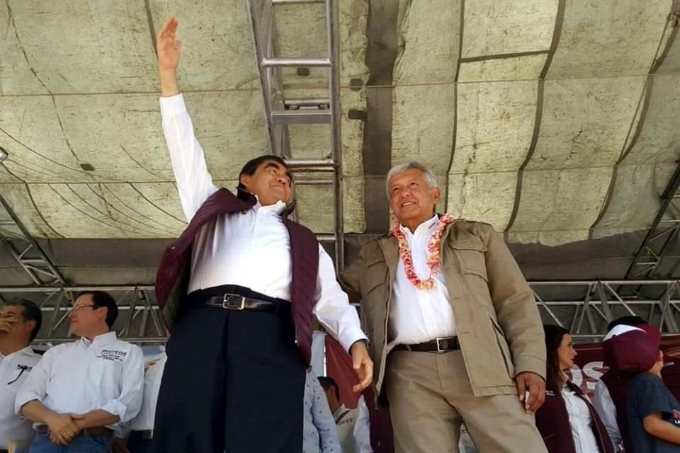 Barbosa asegur que Moreno Valle es el principal responsable de querer descarrilar el proyecto de la coalicin Juntos Haremos Historia en Puebla.