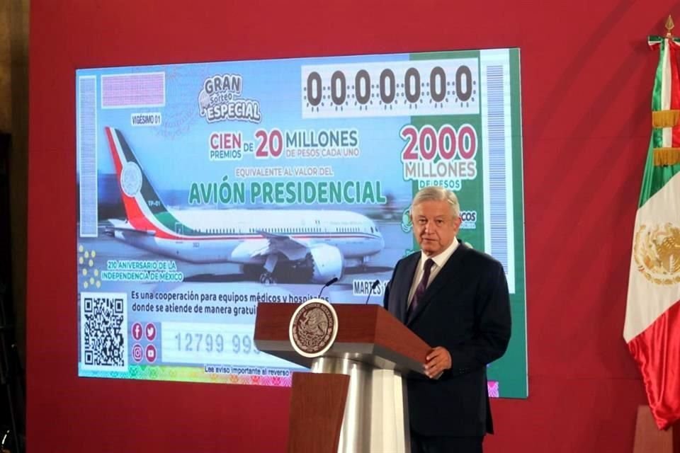 El Presidente López Obrador habló sobre el destino del avión presidencial en la conferencia matutina.