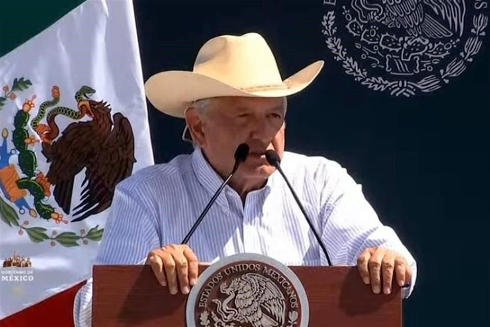El Mandatario en su mensaje en Romita, Guanajuato.