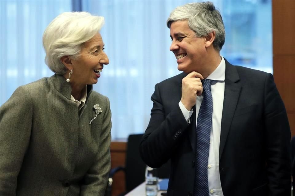 La presidenta del Banco Central Europeo (BCE), Christine Lagarde (izquierda), y el presidente del Eurogrupo, Mário Centeno (derecha).