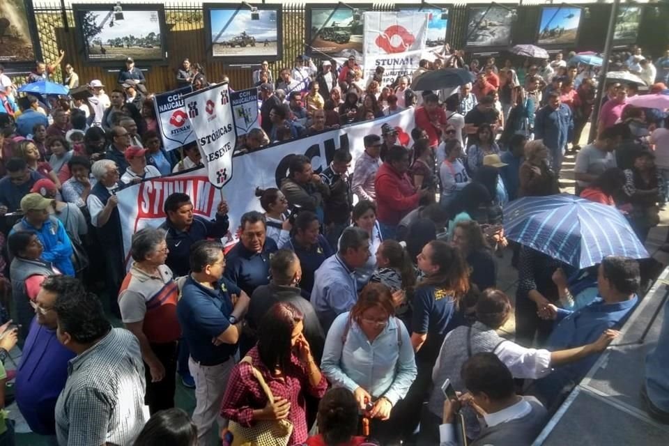 Los trabajadores de la UNAM afirmaron que el  outsourcing los deja a todos sin garantías sociales.