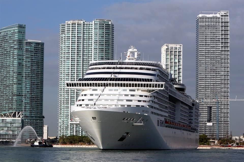 Los cruceros suponen solo en Miami-Dade una actividad económica de unos 7 mil mdd al año.