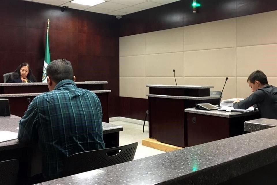 Con los argumentos incriminatorios, la Jueza de Control Guadalupe Hernndez dict el auto de vinculacin a proceso en contra de Tarn.