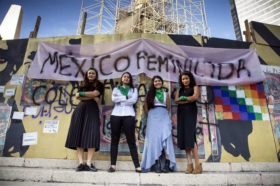 Ana Laura Velázquez, Pamela Velázquez, Ivanna Ramos y Selma Maxines forman parte del colectivo Círculo Feminista.