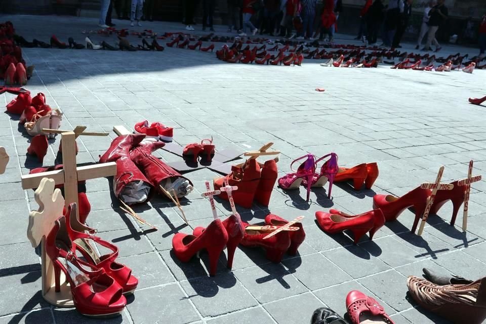 El Día Internacional de la Mujer hubo víctimas femeninas de homicidio en Ciudad de México, Coahuila, Guanajuato, Michoacán, Oaxaca, Quintana Roo, Veracruz y Querétaro.