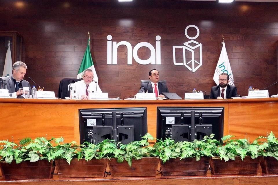 La semana pasada, Francisco Javier Acuña, comisionado presidente del INAI, señaló que bajo ninguna circunstancia se puede admitir que el Gobierno maquille cifras sobre Covid-19.