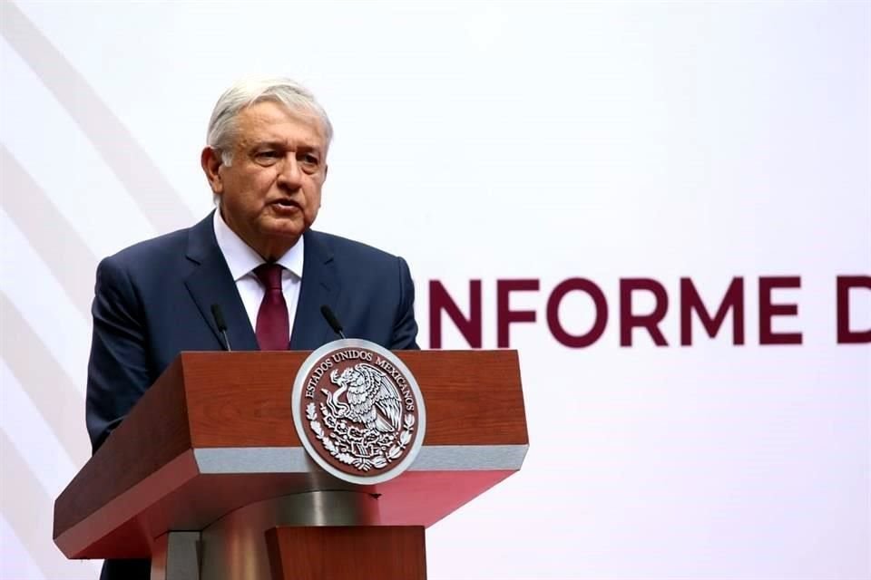 El Presidente Andrés Manuel López Obrador presentó su informe de 100 días en Palacio Nacional.
