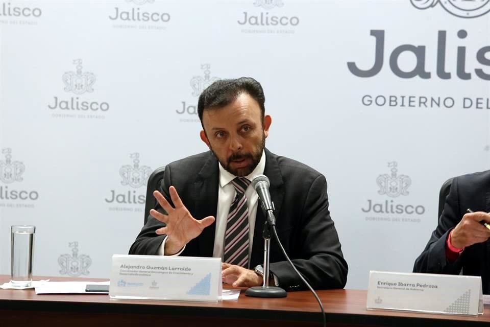 Alejandro Guzmán Larralde, coordinador del Gabinete Económico, dijo que hay mil 200 empresas para el programa Reactiva y otras 800 para Reinicia. 