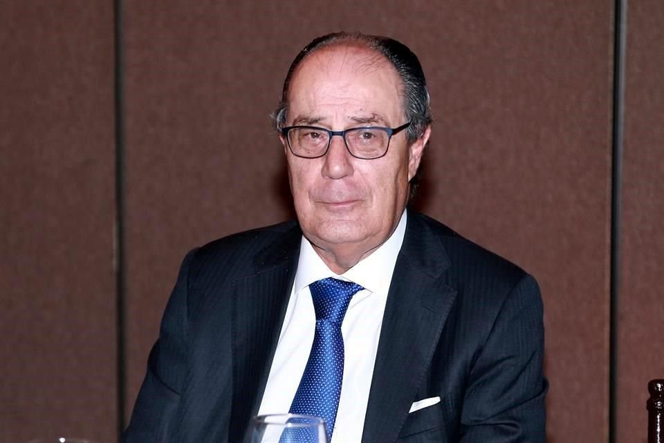 Jaime Ruiz Sacristán, presidente de BMV, quien había sido hospitalizado tras dar positivo a Covid-19, murió esta madrugada.