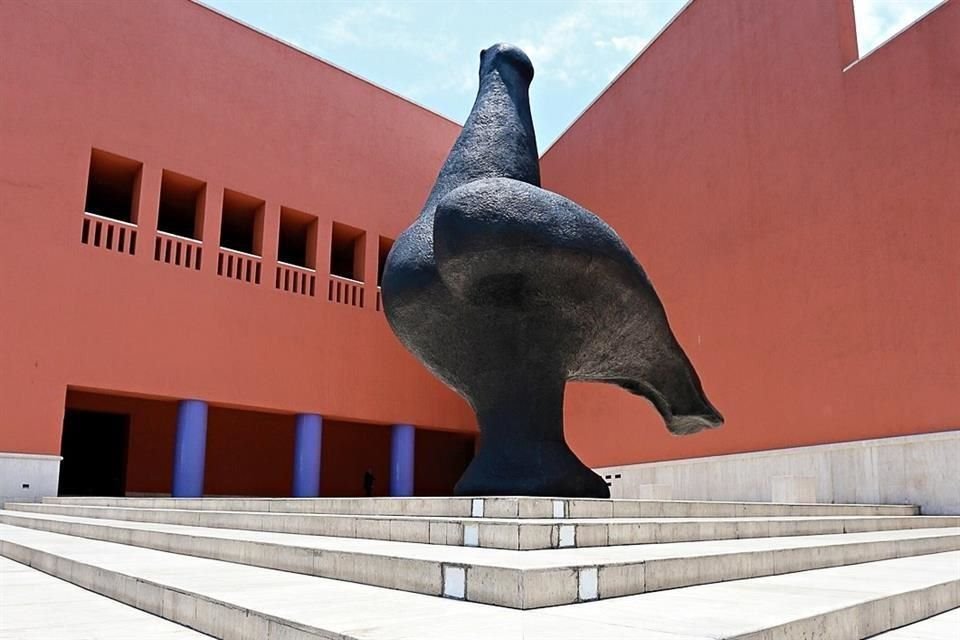 El Museo de Arte Contemporáneo de Monterrey ha sido sede de exhibiciones de diversos artistas internacionales, entre ellos Ai Weiwei. Es pilar cultural del Norte del País.