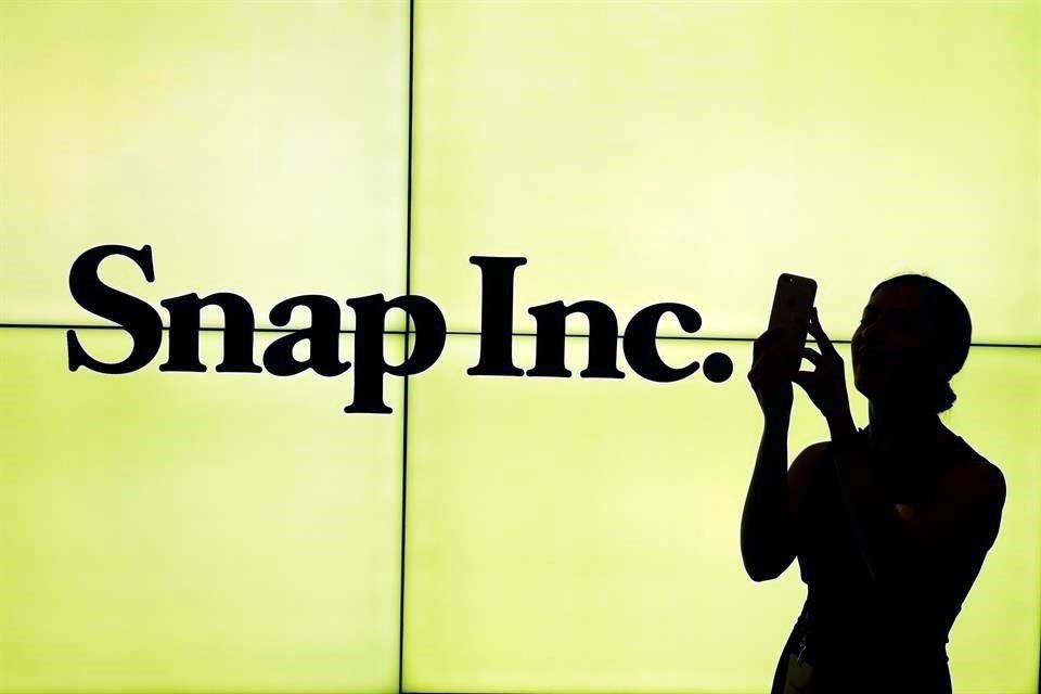 Las acciones de Snap se desplomaban 39.32 por ciento, preparando a la empresa para el peor día de su historia.