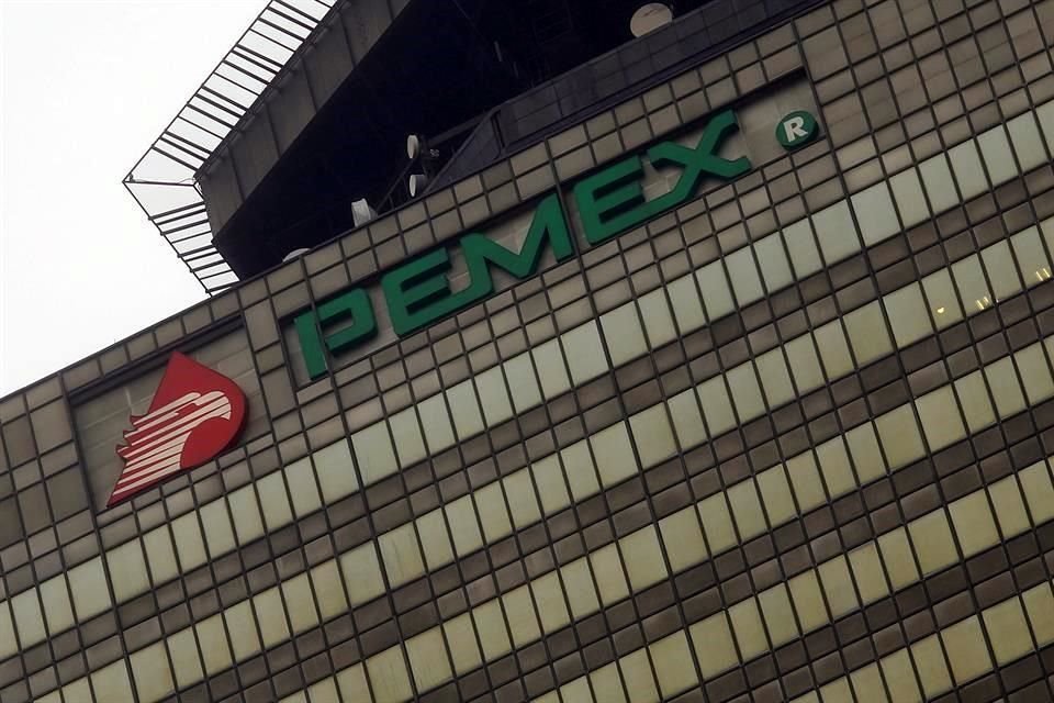 La inversión total de Pemex en exploración y producción aumentó un 25% entre 2018 y 2019 a $ 10.8 mil millones. Para 2020, la compañía planea gastar más.