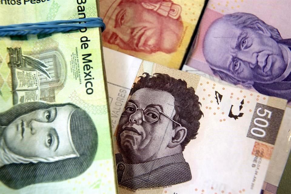 Especialistas pronostican que el tipo de cambio cierre el año por debajo de los 20 pesos.