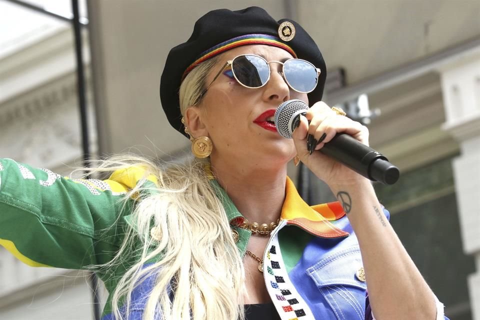 Lady Gaga decidió aplazar su fiesta de escucha de su álbum 'Chromatica' a modo de protesta y luto por el fallecimiento de George Floyd.