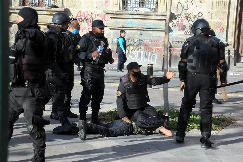 La Oficina del Alto Comisionado de la ONU en México condenó los hechos violentos cometidos en contra de ciudadanos y policías.