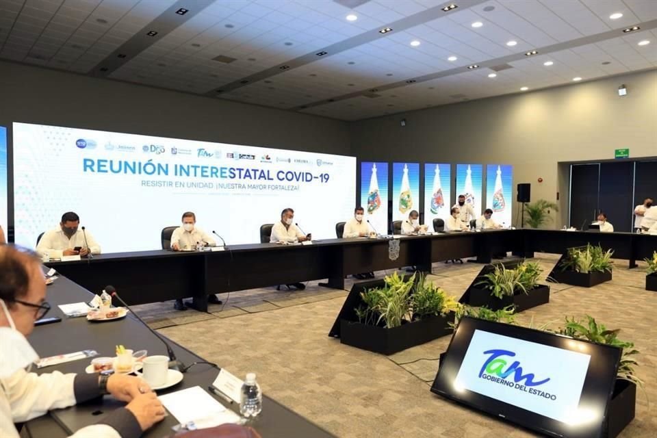 La reunión interestatal se lleva a cabo en Tampico, Tamaulipas.
