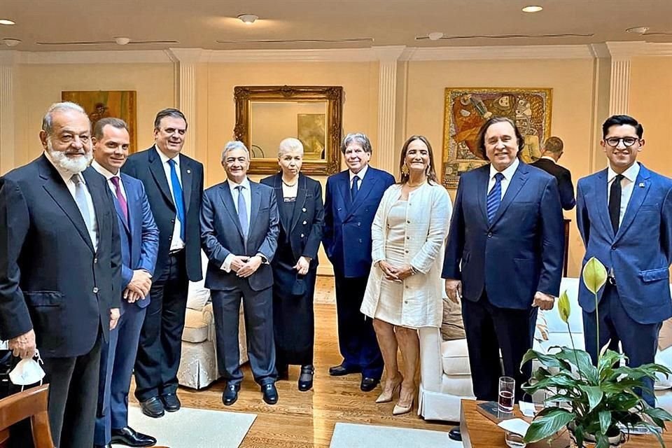 Empresarios mexicanos que acompañaron a López Obrador a la Cena con Trump se reunieron con el Canciller Marcelo Ebrard.