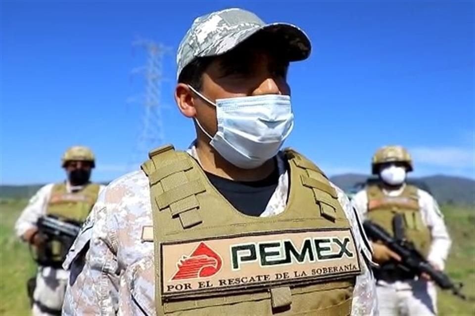 Wblester Segura, subgerente de operaciones de Seguridad Física de Pemex.