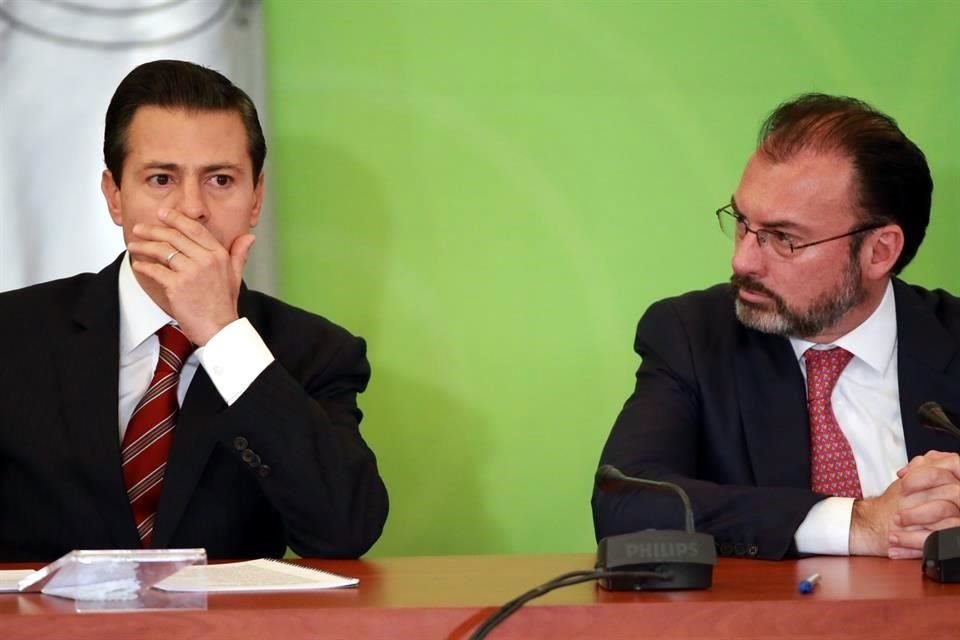 REFORMA publicó que Emilio Lozoya informó al Gobierno federal que la empresa brasileña Odebrecht pagó 4 mdd que fueron usados en la campaña presidencial de EPN.