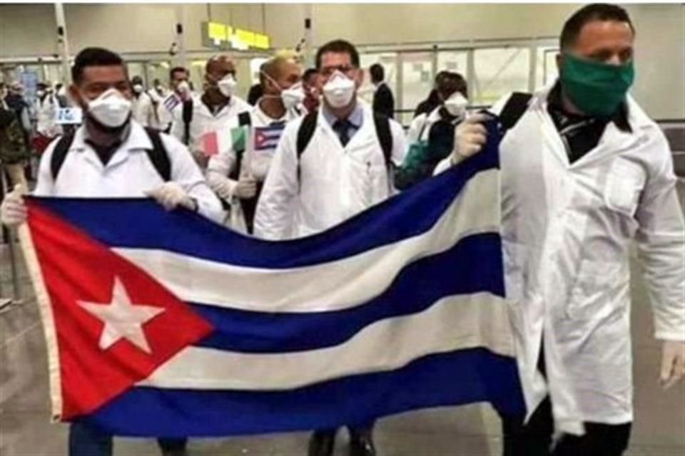 AMLO defendi el trabajo realizado por los 585 mdicos cubanos durante la pandemia de Covid-19 en el Pas.