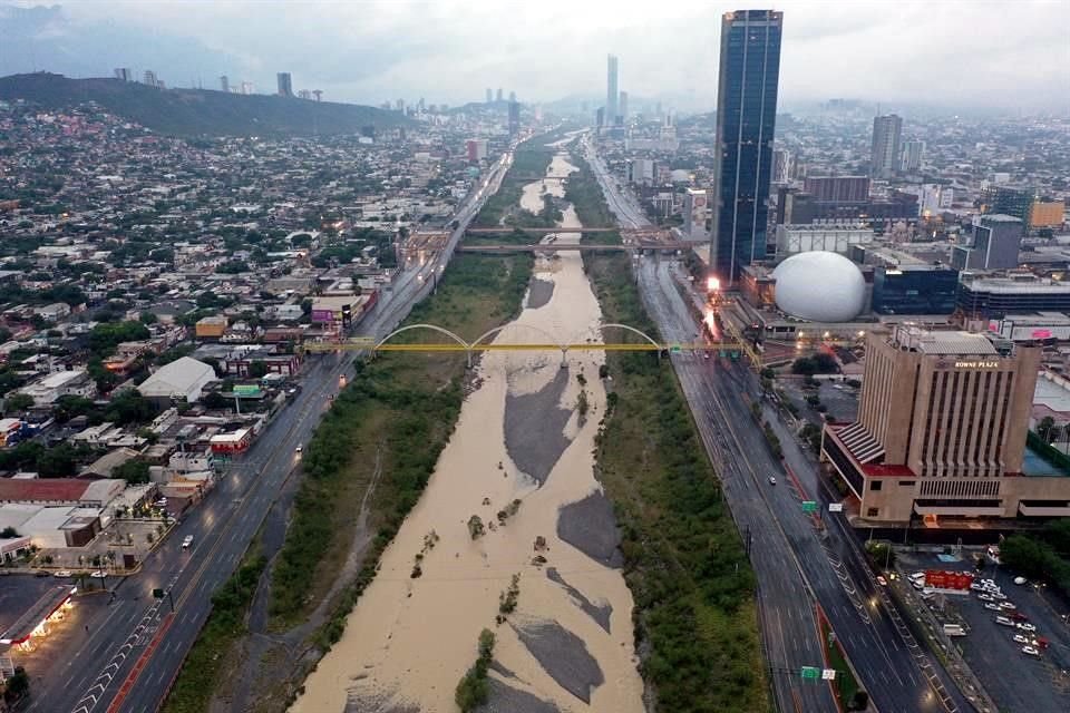 Las lluvias en Monterrey por el paso de la tormenta 'Hanna' dejaron un acumulado de 323 milímetros de agua.