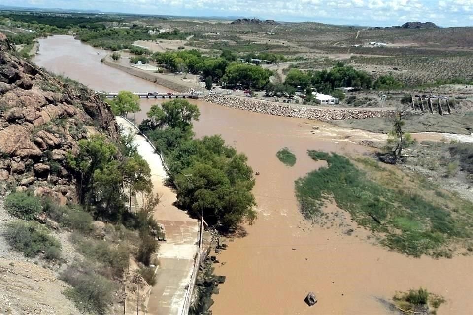 Aspectos de la presa Francisco I. Madero, ubicada en Chihuahua.