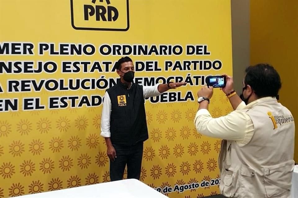 Carlos Martínez Amador, nuevo dirigente del PRD en Puebla.