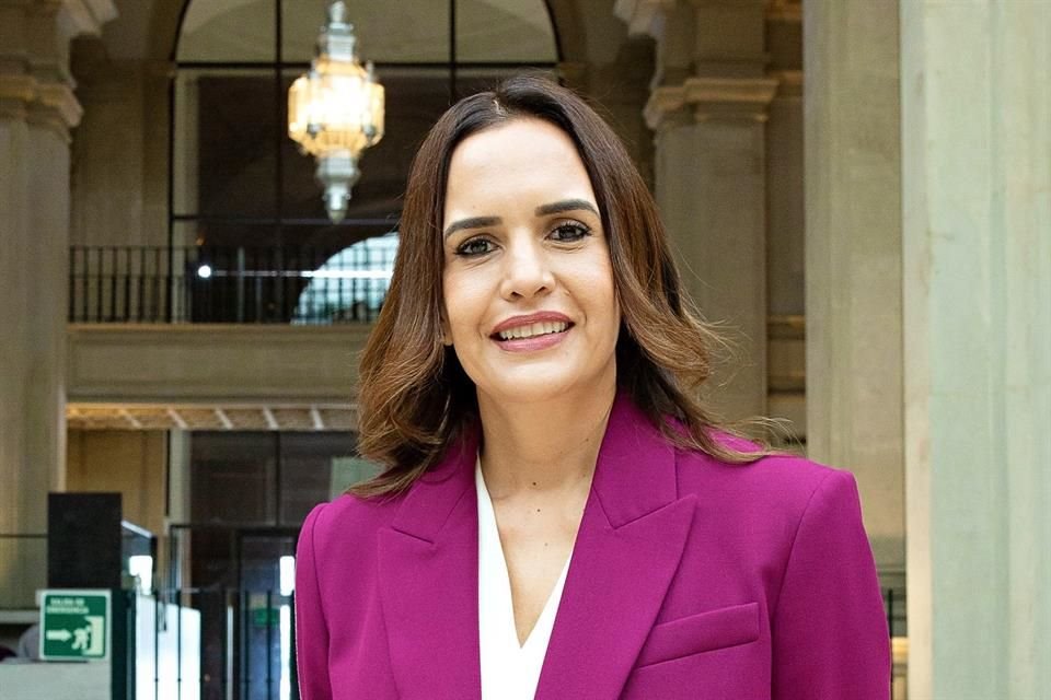Clara Luz Flores, Alcaldesa de Escobedo,
