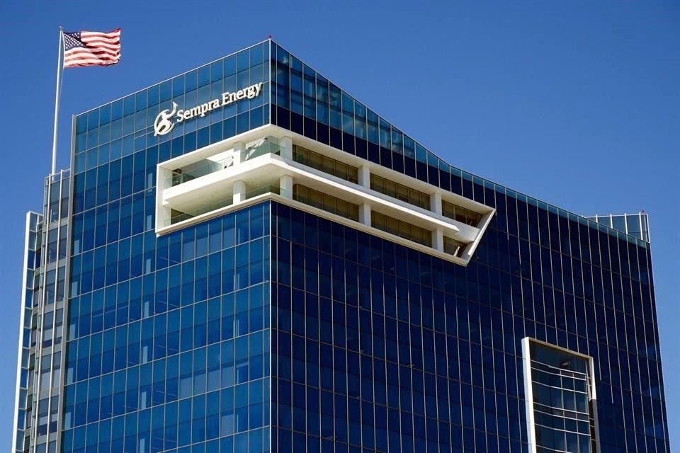 Sempra Energy buscaba comprar el 29.83 por ciento de su filial mexicana.