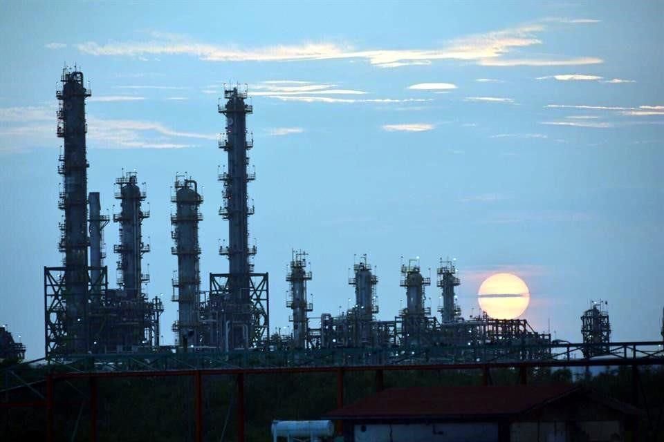 Pemex aument en 68.9% el envo de gas a la atmsfera, lo que pone en riesgo los objetivos medioambientales adquiridos por Mxico.