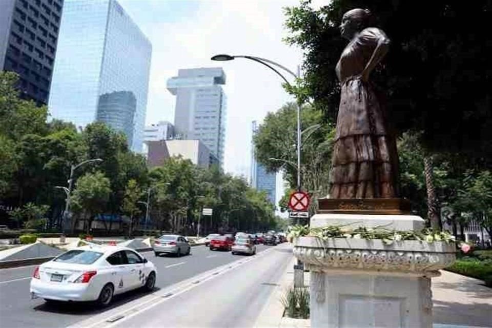 El viernes 21 de agosto se develó la primera de varias estatuas que serán colocadas en lo que se llamó 'Paseo de las Heroínas'.