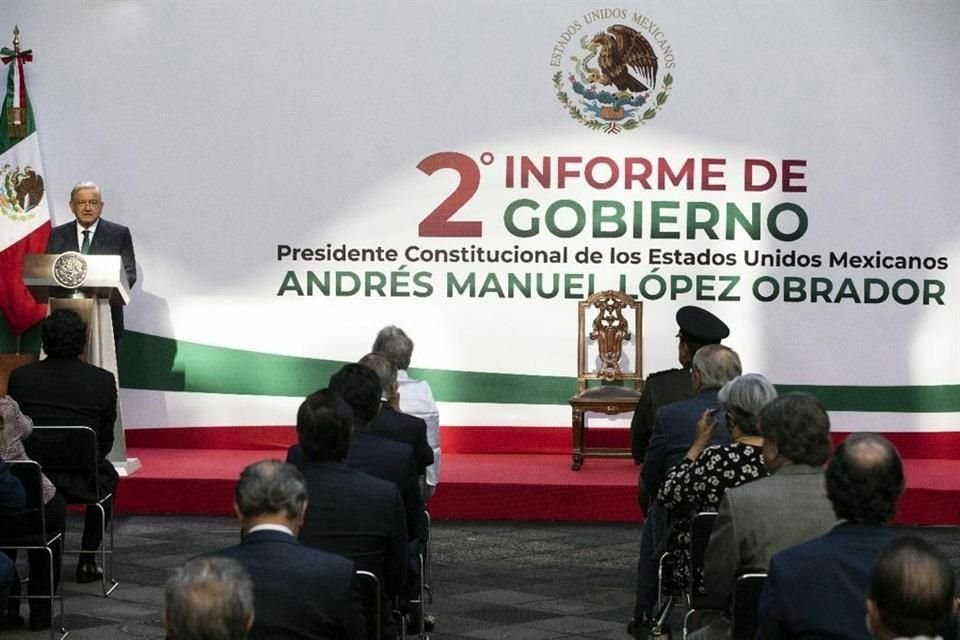 El Presidente López Obrador en su mensaje en Palacio Nacional.