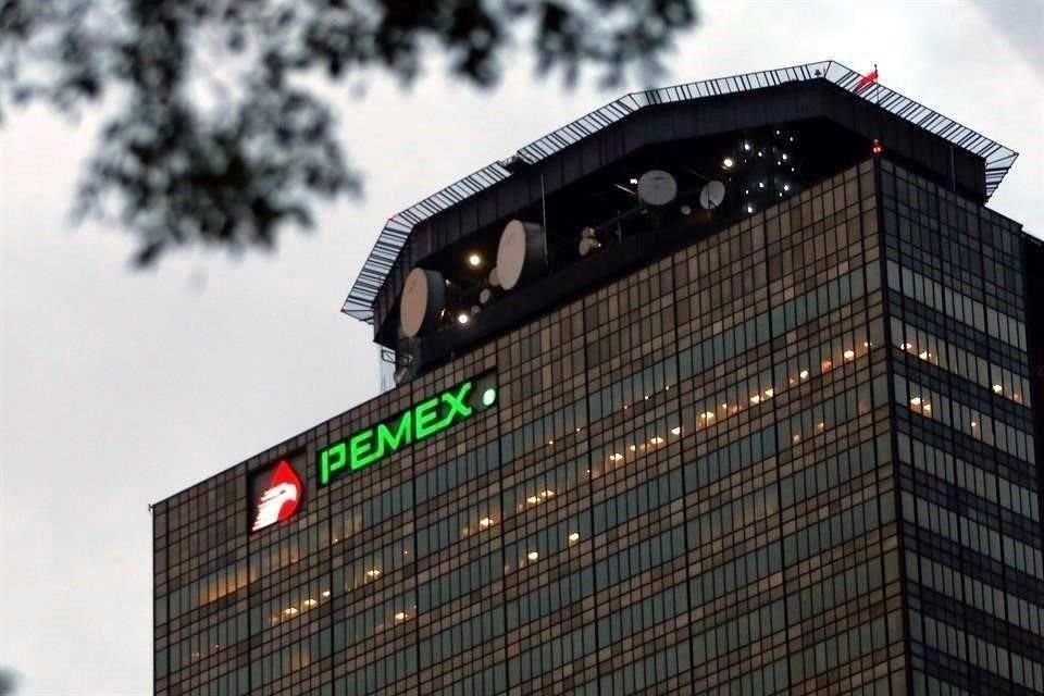De diciembre 2018 a octubre de 2020, Pemex asign por dedazo 6 de cada 10 contratos, incluidos los hechos por obras de Dos Bocas.